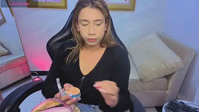 Evy Luxx v online show from 05.07.26
