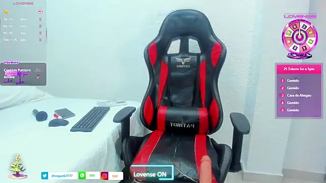 Snapshot of Jacob_77_ chatting on 12.01.25 Jacob 77 online show from 12.01.25