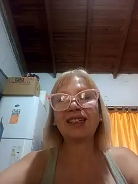 SexyMilf1211 online show from 03.26.26