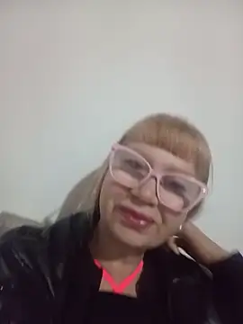 SexyMilf1211 online show from 05.22.26