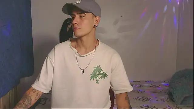 Snapshot of kilyan_wow chatting on 11.13.25 kilyan wow online show from 11.13.25