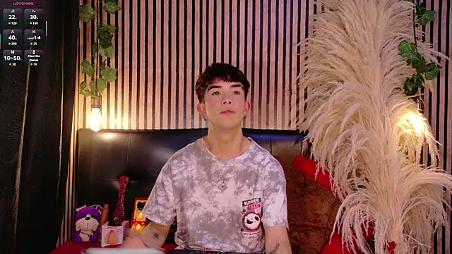 Angeldust19 online show from 02.14.26