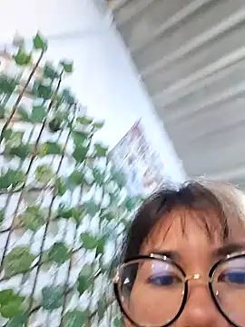 Hailee 520 online show from 11.27.25