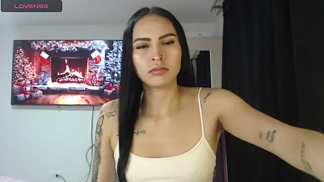 Snapshot of Linda__fiore chatting on 11.20.25 Linda fiore online show from 11.20.25