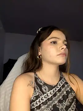 Snapshot of scarlethowens1 chatting on 01.15.26 scarlethowens1 online show from 01.15.26