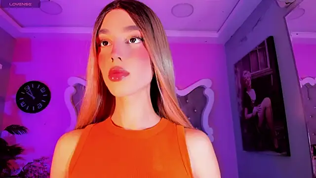 LeslieAmor1 online show from 11.30.25