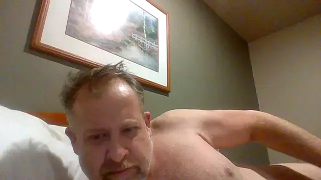 Snapshot of Mikey40wv chatting on 11.23.25 Mikey40wv online show from 11.23.25