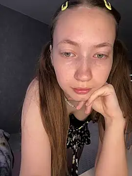 Holy Poly online show from 04.08.26