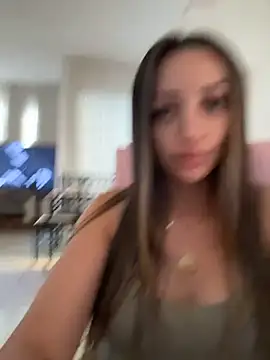 BelleRune online show from 10.08.25