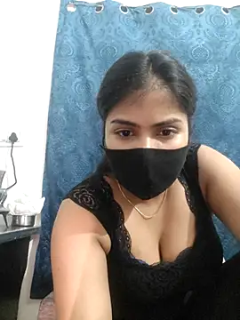 Snapshot of Red_Love_1 chatting on 02.02.26 Red Love 1 online show from 02.02.26