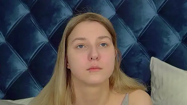 TinnaBurton online show from 03.30.26