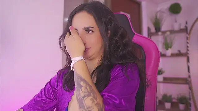 Enola Holmes  online show from 11.26.25