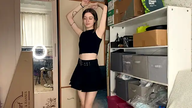 MiriamDongo online show from 11.22.25