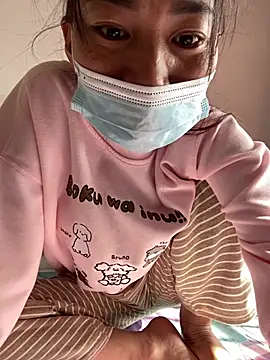 pitty mymi online show from 04.17.26