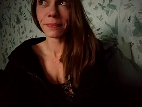 Mimakario online show from 11.23.25