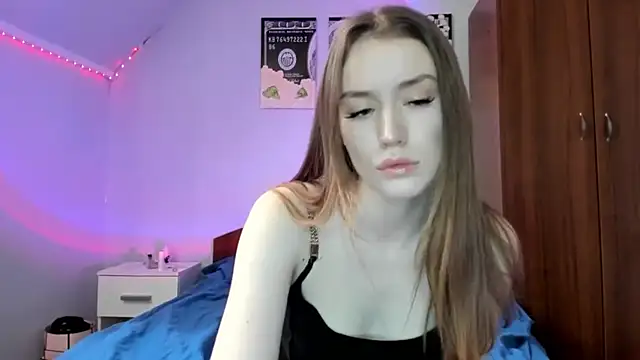 tinyglow online show from 12.15.25