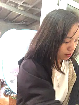 Trangbabylove online show from 11.16.25