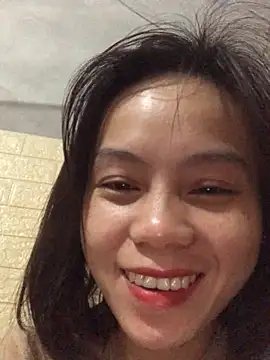 Trangbabylove online show from 12.17.25