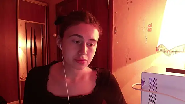 KristinaScott online show from 04.05.26