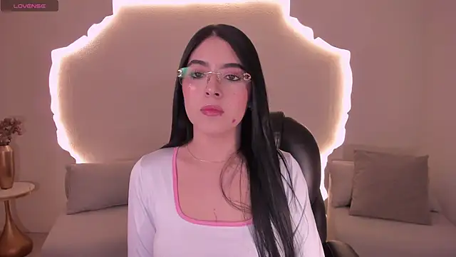 HaileyRoss  online show from 07.11.26
