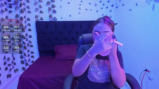 Anna valerious7 online show from 11.24.25