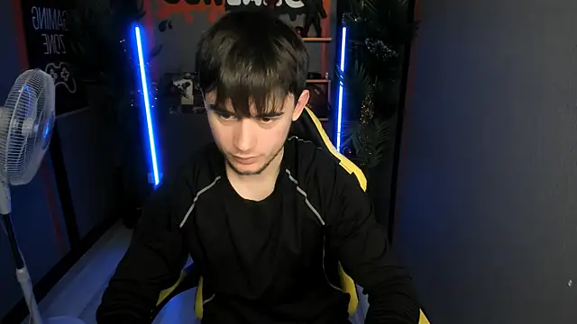 Snapshot of AlejandroEllias chatting on 01.12.26 AlejandroEllias online show from 01.12.26