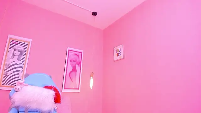 Snapshot of Milu_carbajal_x chatting on 02.21.26 Milu carbajal x online show from 02.21.26