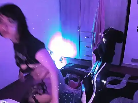 Snapshot of Zombitch chatting on 11.24.25 Zombitch online show from 11.24.25