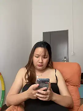 yiyi0316 online show from 04.13.26