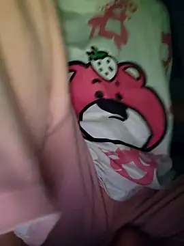 Snapshot of Lousii chatting on 03.13.26 Lousii online show from 03.13.26