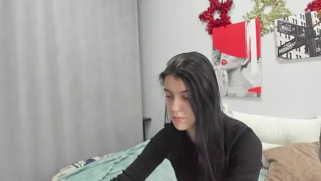 Lovely Audrey online show from 12.21.25