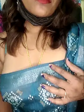 Snapshot of Premalatha_28 chatting on 06.22.26 Premalatha 28 online show from 06.22.26