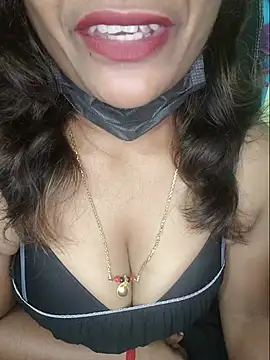 Snapshot of Premalatha_28 chatting on 07.12.26 Premalatha 28 online show from 07.12.26