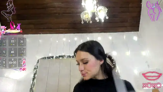 Snapshot of Celestee_rosee chatting on 12.19.25 Celestee rosee online show from 12.19.25