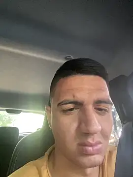 Snapshot of lester_rose chatting on 11.22.25 lester rose online show from 11.22.25