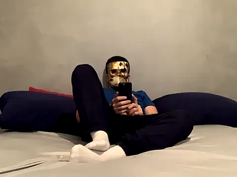 PlayWithMe95 online show from 11.16.25