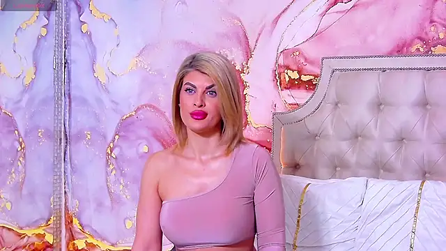 SalmaRroze online show from 12.04.25