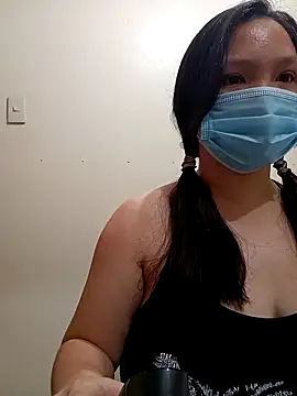 Snapshot of Stacysfeet chatting on 11.26.25 Stacysfeet online show from 11.26.25