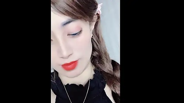 MiAnna-Lovee online show from 12.14.25