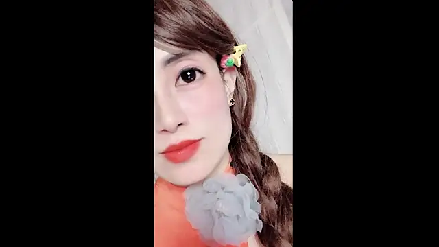 MiAnna-Lovee online show from 12.15.25