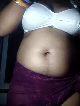 Snapshot of sexy_pihu9 chatting on 04.11.26 sexy pihu9 online show from 04.11.26