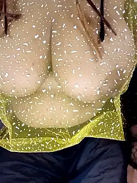 Snapshot of Heaven-2- chatting on 01.18.26 Heaven-2- online show from 01.18.26