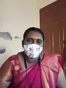 Snapshot of Tamil_Ranjini chatting on 11.26.25 Tamil Ranjini online show from 11.26.25