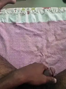 Snapshot of bbc_tamil chatting on 11.16.25 bbc tamil online show from 11.16.25