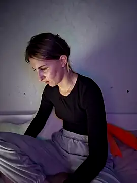 carolinakis  online show from 02.21.26