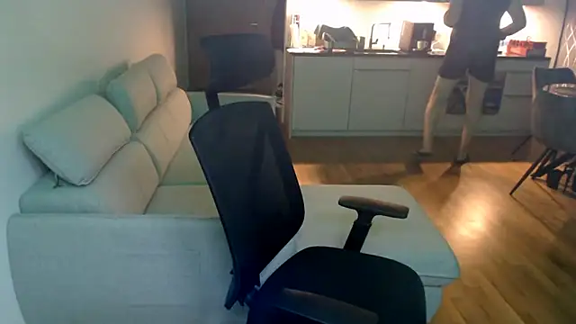 Buidapest online show from 02.01.26