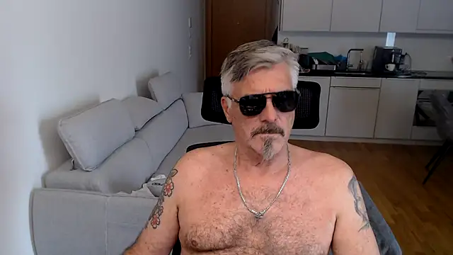 Buidapest online show from 03.01.26