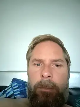 Snapshot of Rocolove1 chatting on 11.17.25 Rocolove1 online show from 11.17.25