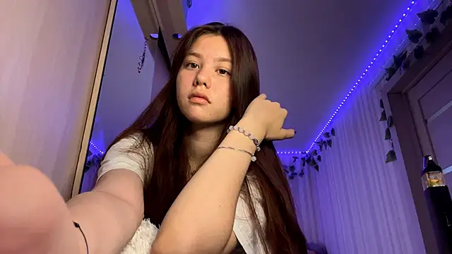 CutieSlim online show from 11.18.25