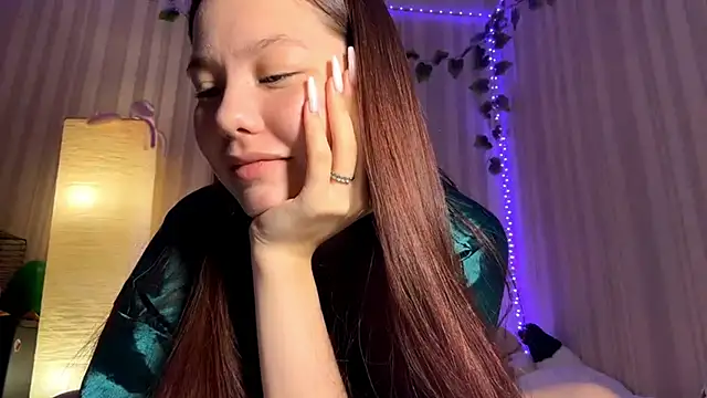 Snapshot of CutieSlim chatting on 02.16.26 CutieSlim online show from 02.16.26